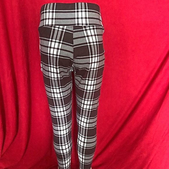 SWS ESSENTIALS - ZIPPER LEGGINGS - Picture 3 of 7